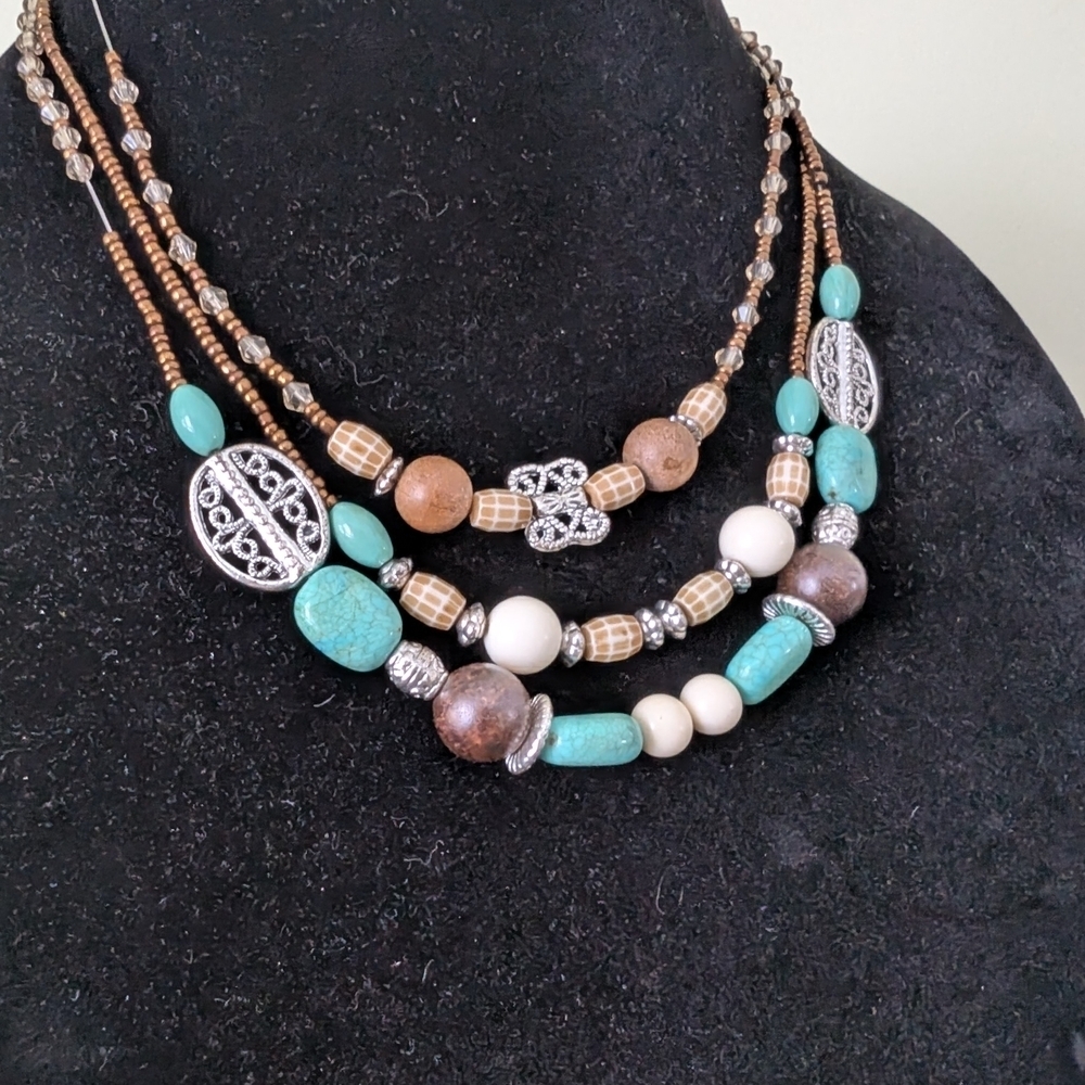 Vintage Multi-Layered Beaded Necklace - Picture 3 of 9